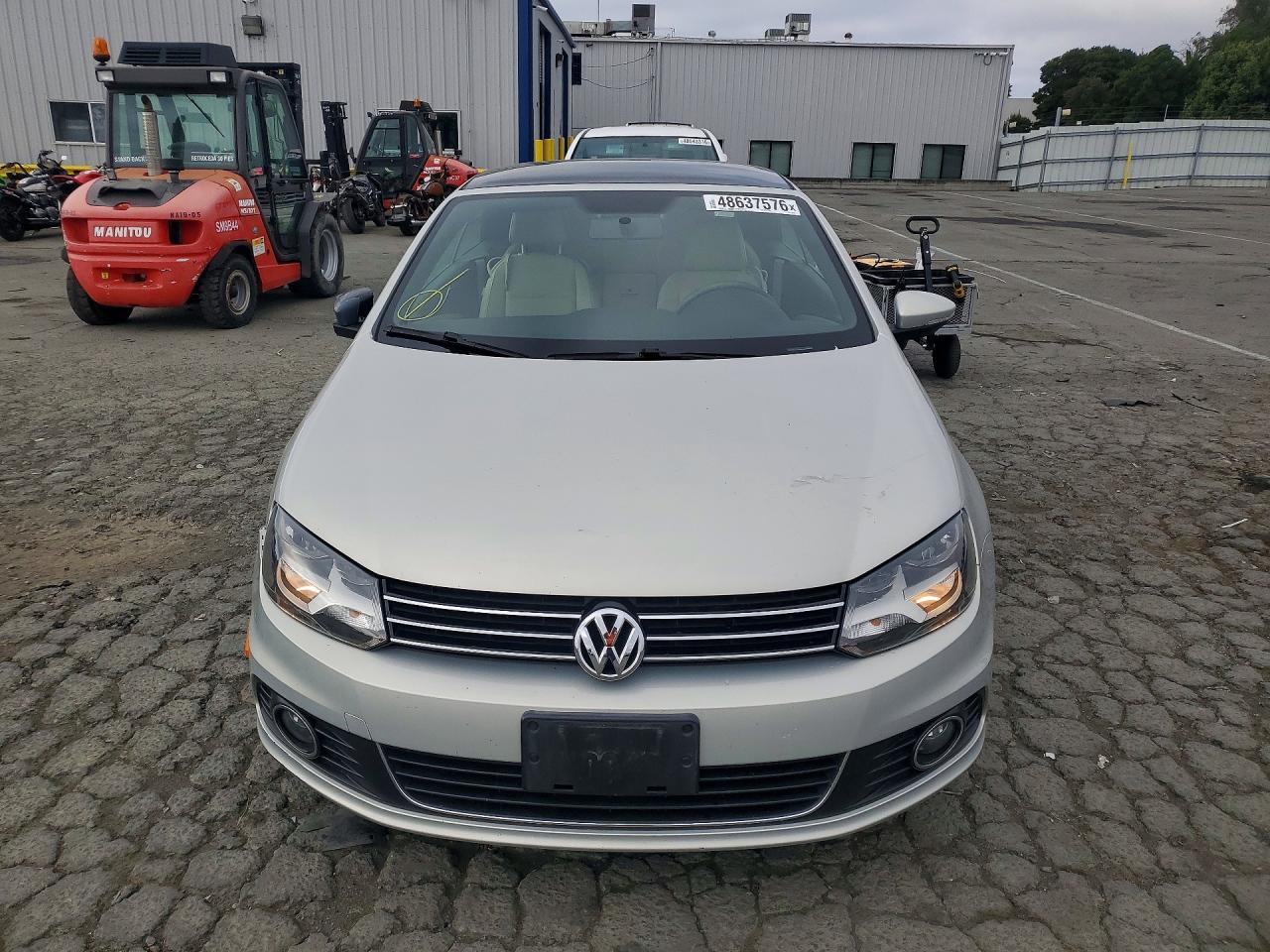 2012 VOLKSWAGEN EOS KOMFORT photo 13