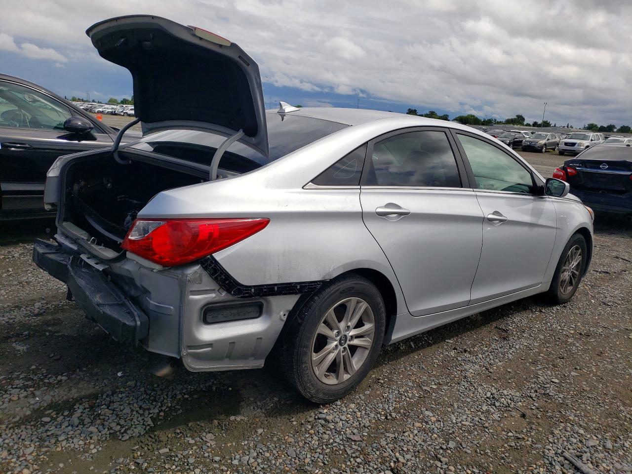 2012 HYUNDAI SONATA GLS photo 5