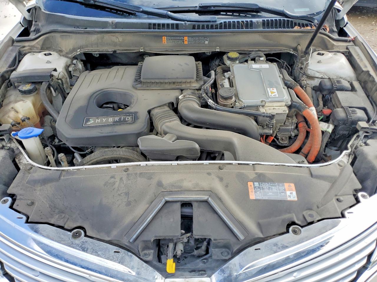 2016 LINCOLN MKZ HYBRID photo 11