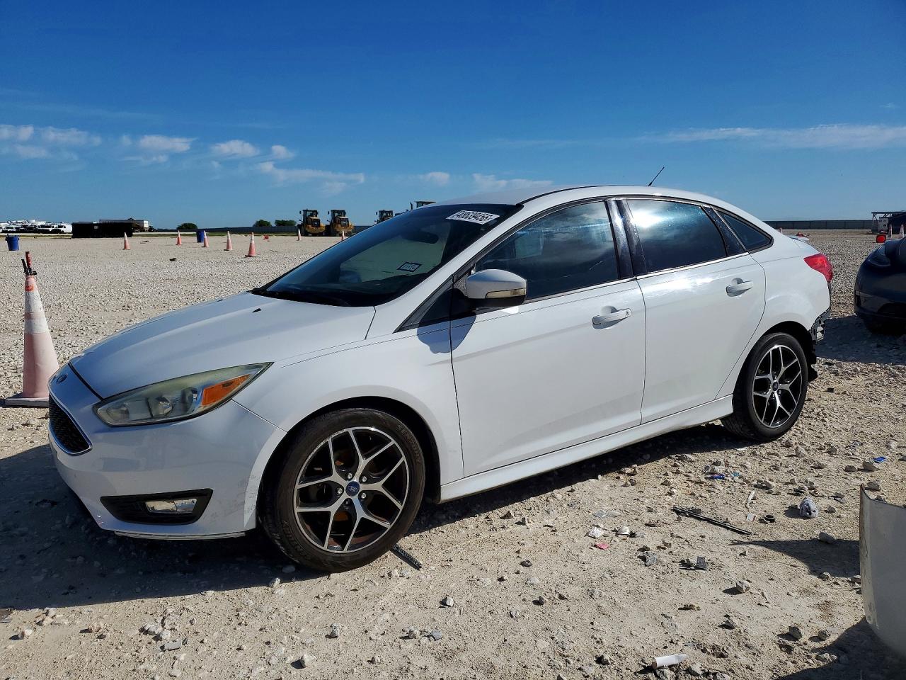 2015 FORD FOCUS
