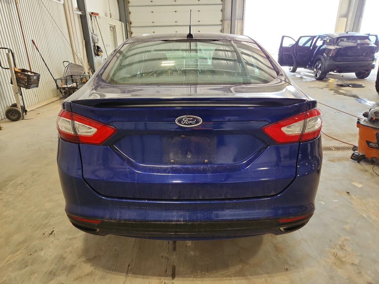2015 FORD FUSION SE photo 6
