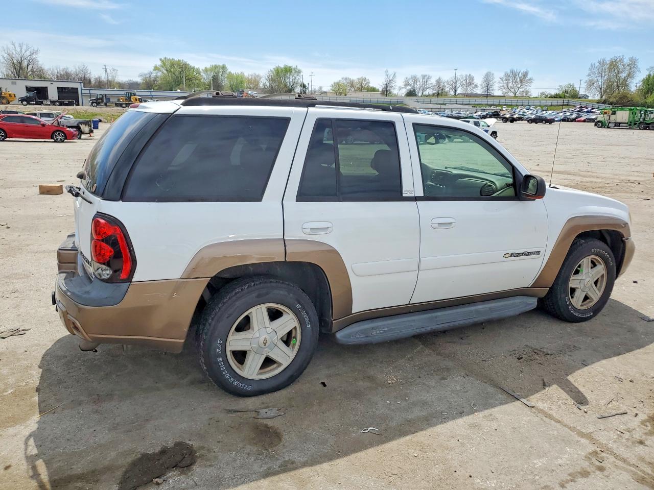 2002 CHEVROLET TRAILBLAZER photo 7