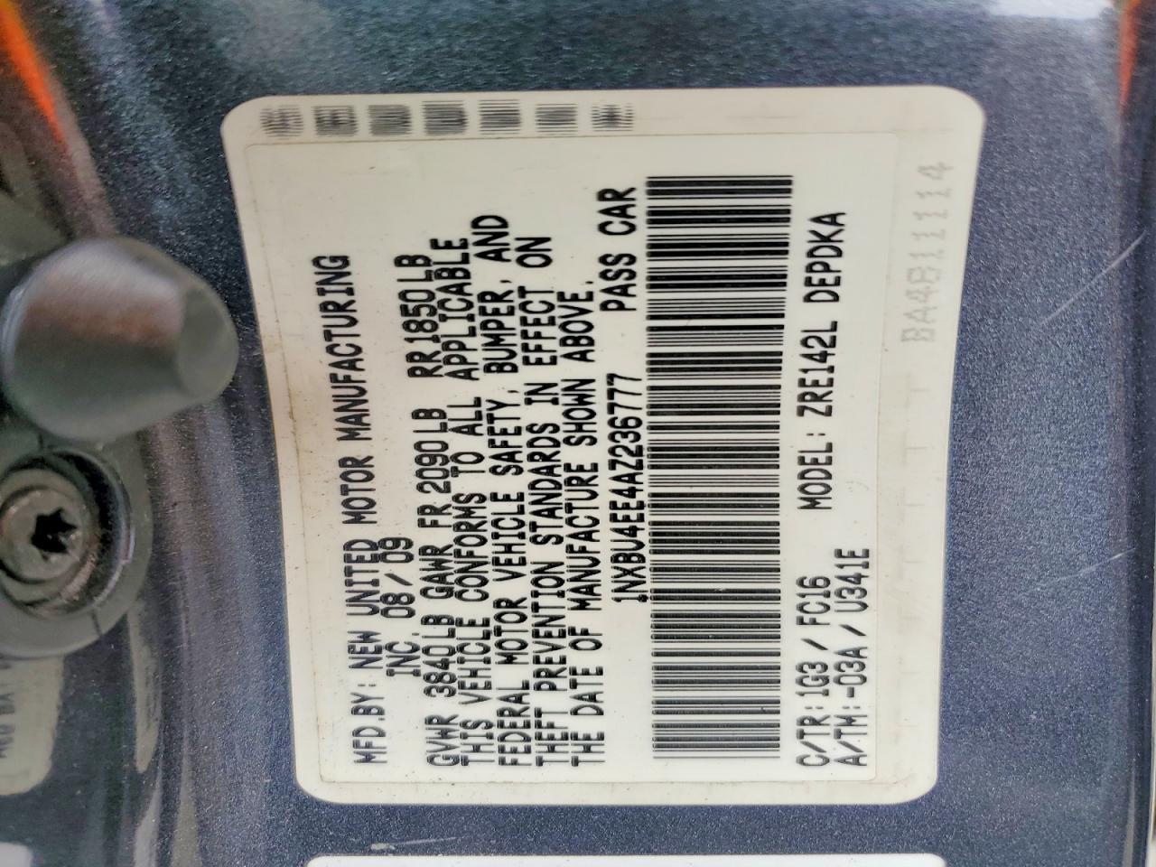 2010 TOYOTA COROLLA LE photo 12
