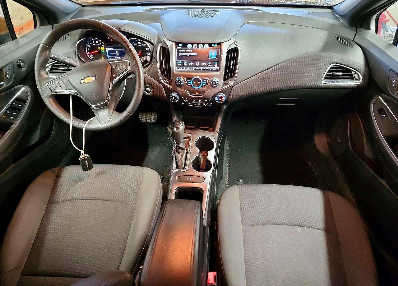 2017 CHEVROLET CRUZE LT photo 22