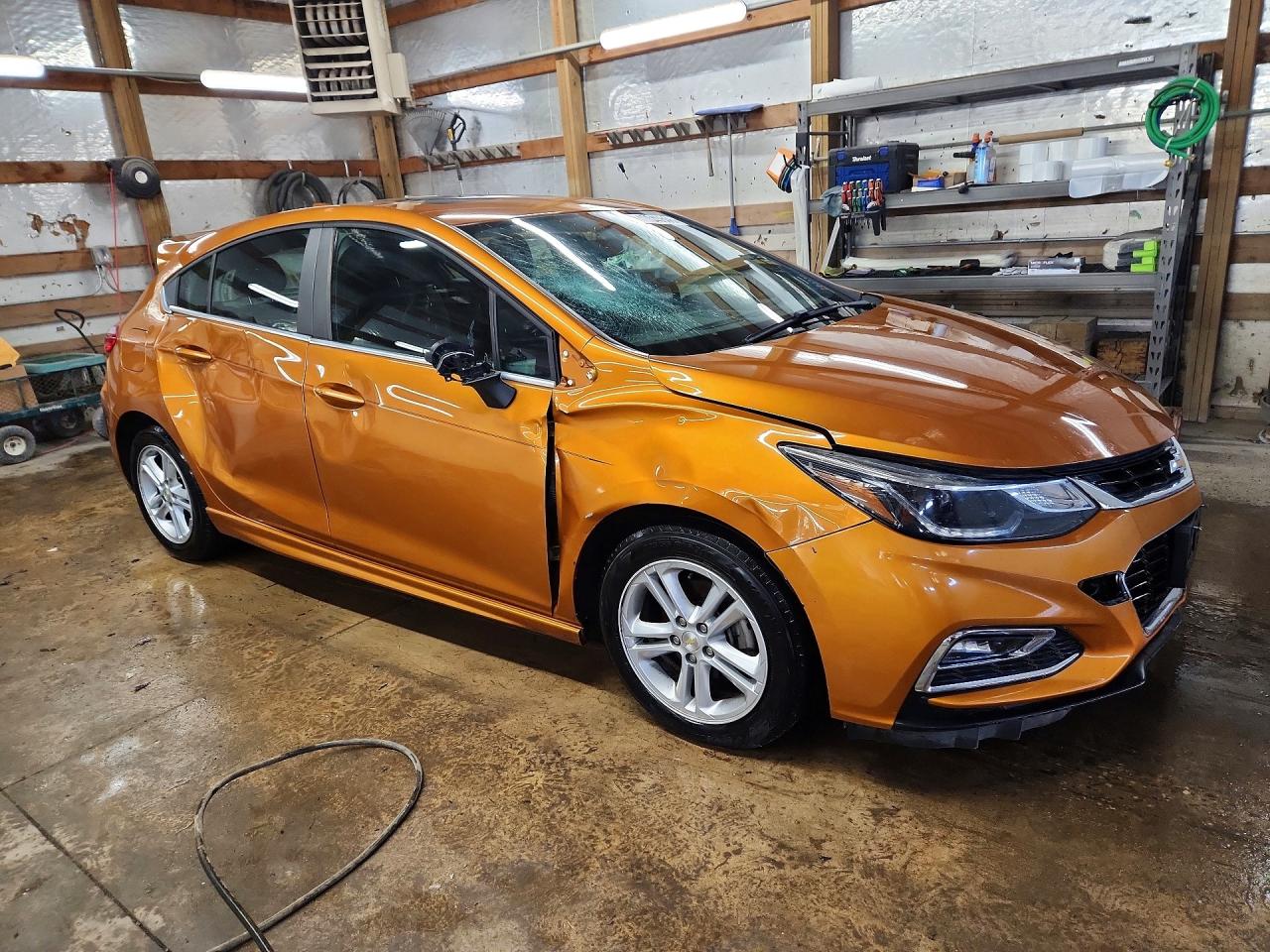 2017 CHEVROLET CRUZE LT photo 10