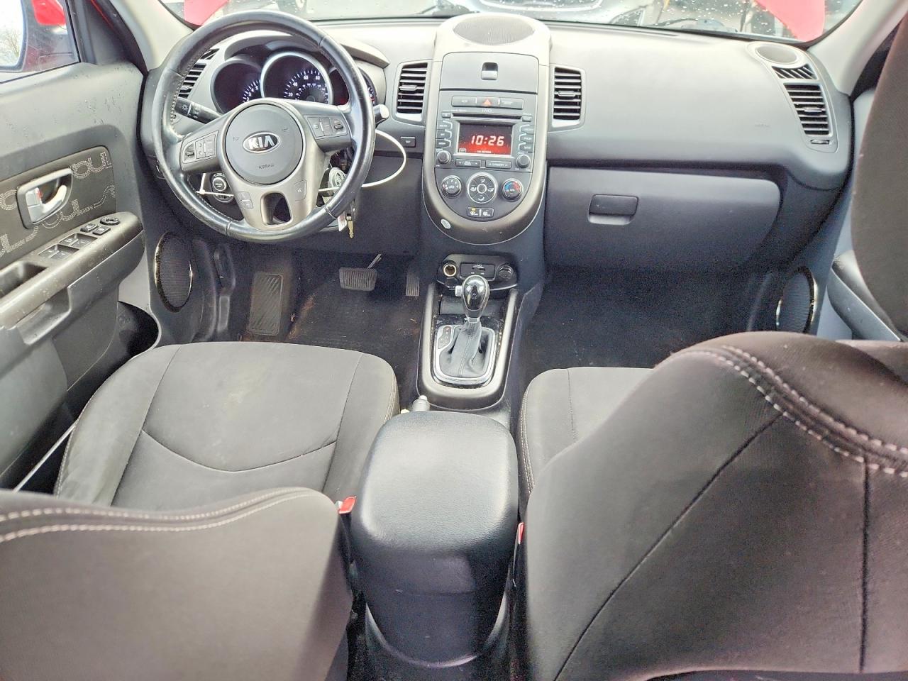 2013 KIA SOUL + photo 15