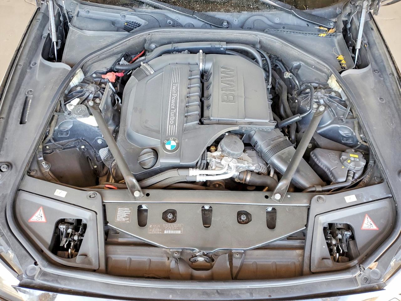 2013 BMW 535 I photo 21