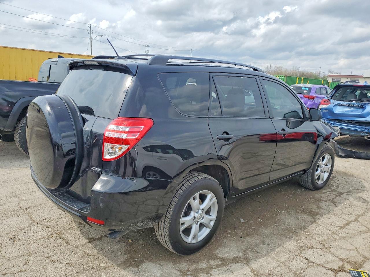 2012 TOYOTA RAV4 BASE photo 5