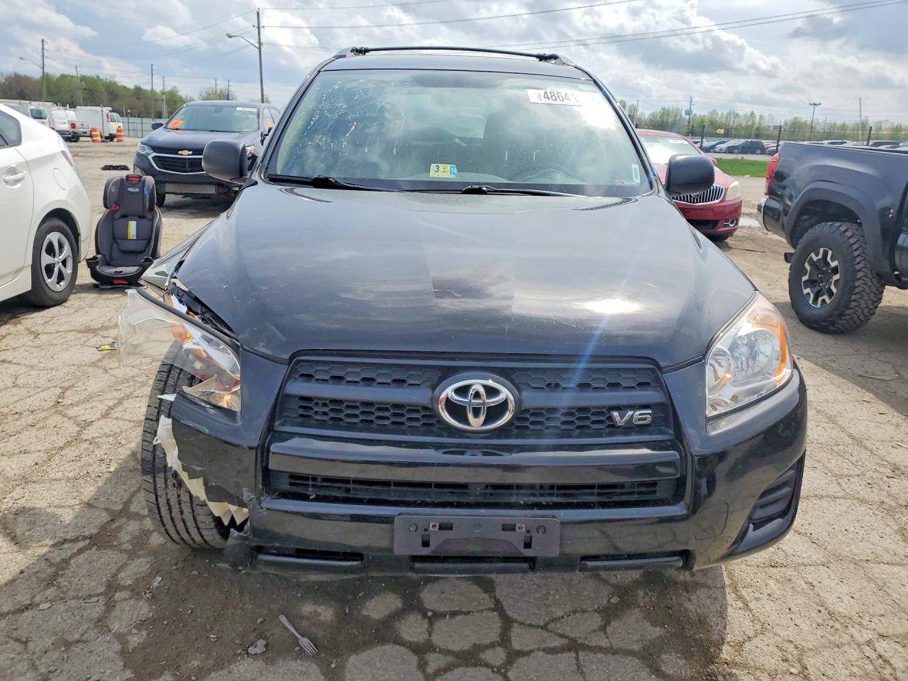 2012 TOYOTA RAV4 BASE photo 9