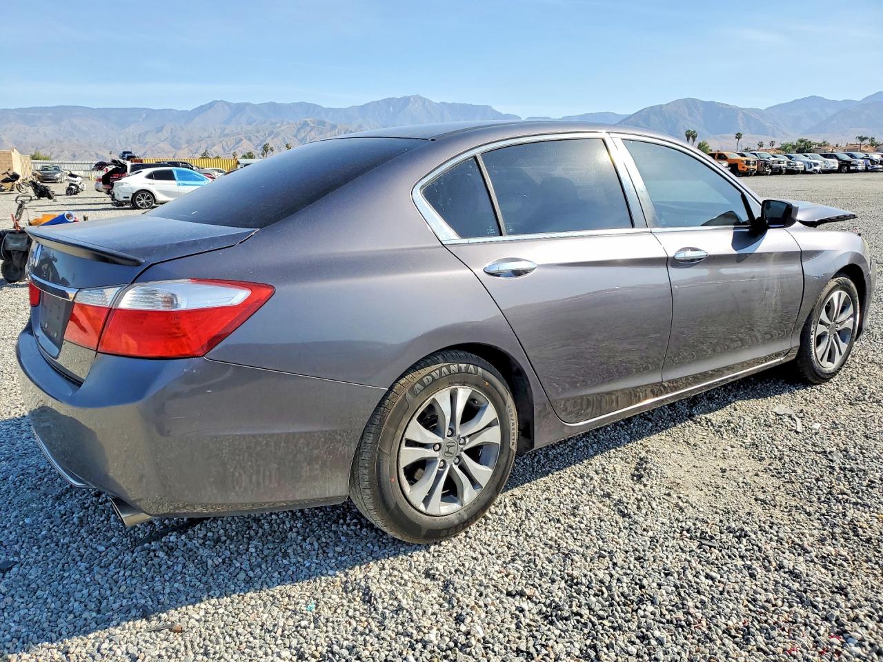 2015 HONDA ACCORD LX photo 7