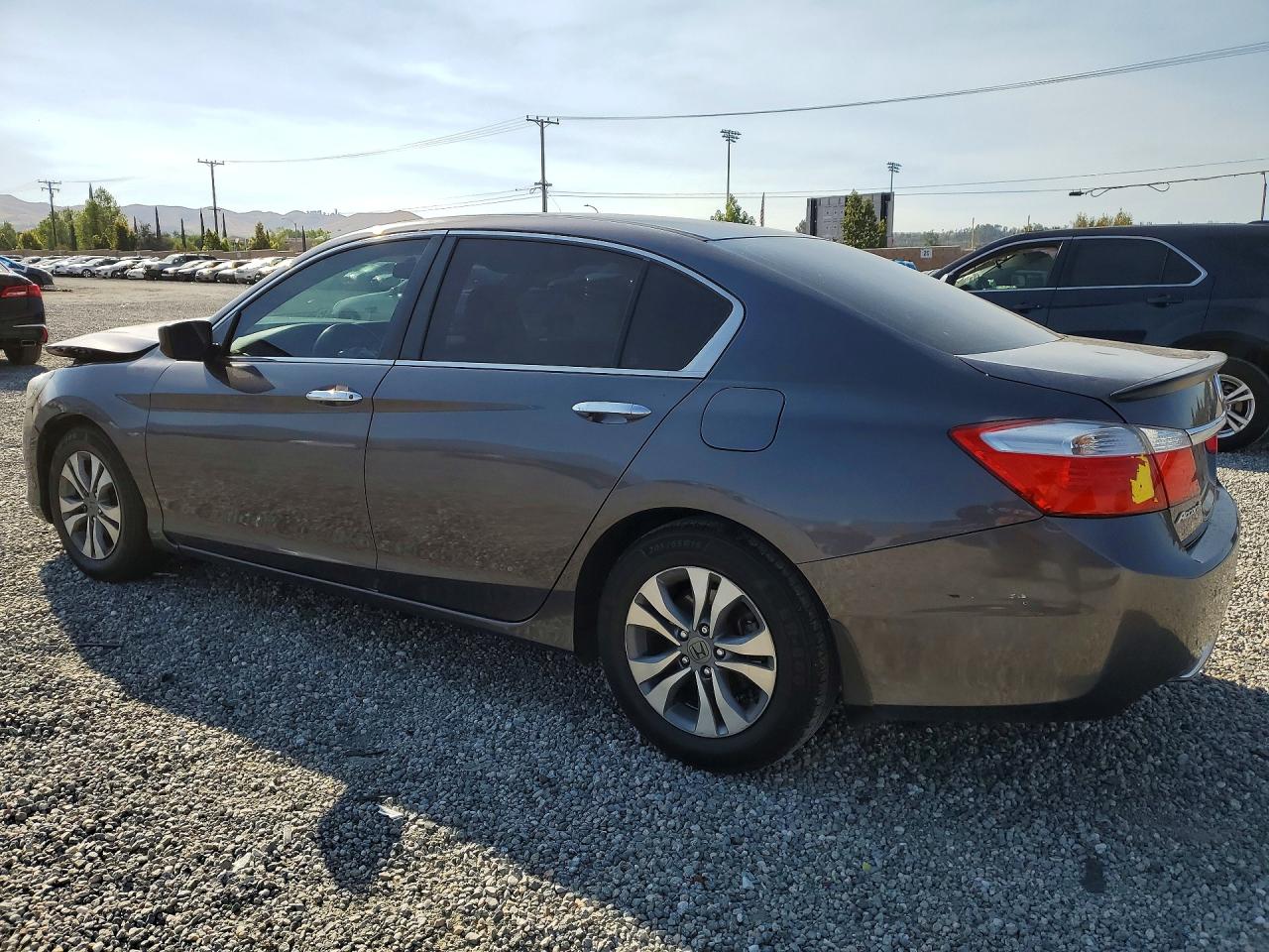 2015 HONDA ACCORD LX photo 4