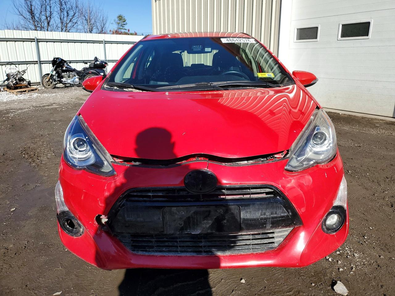 2016 TOYOTA PRIUS C FOUR photo 13