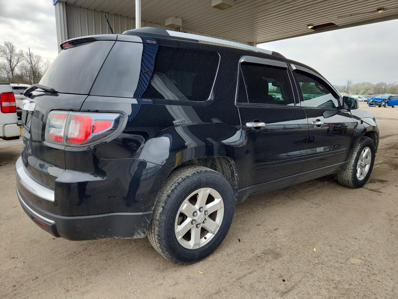 2016 GMC ACADIA SLE photo 3