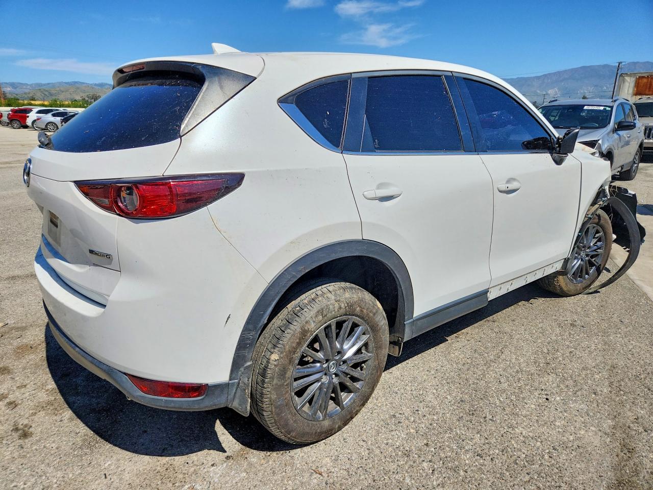 2020 MAZDA CX-5 TOURING photo 5