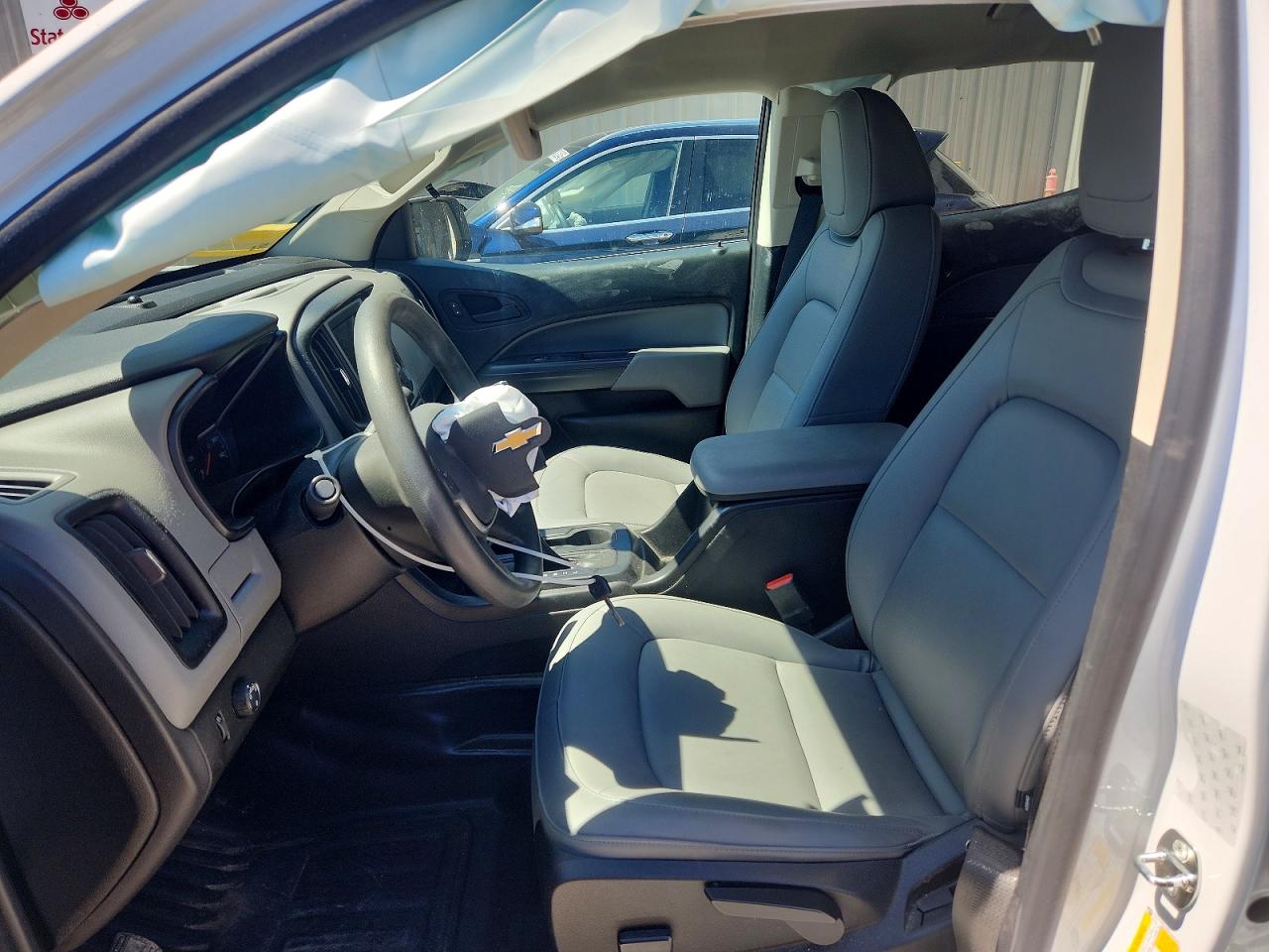2022 CHEVROLET COLORADO photo 13