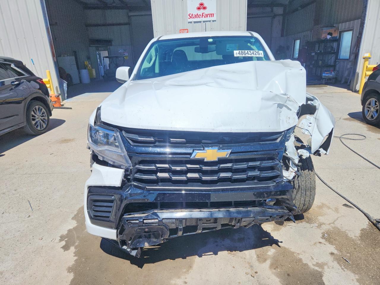 2022 CHEVROLET COLORADO photo 9