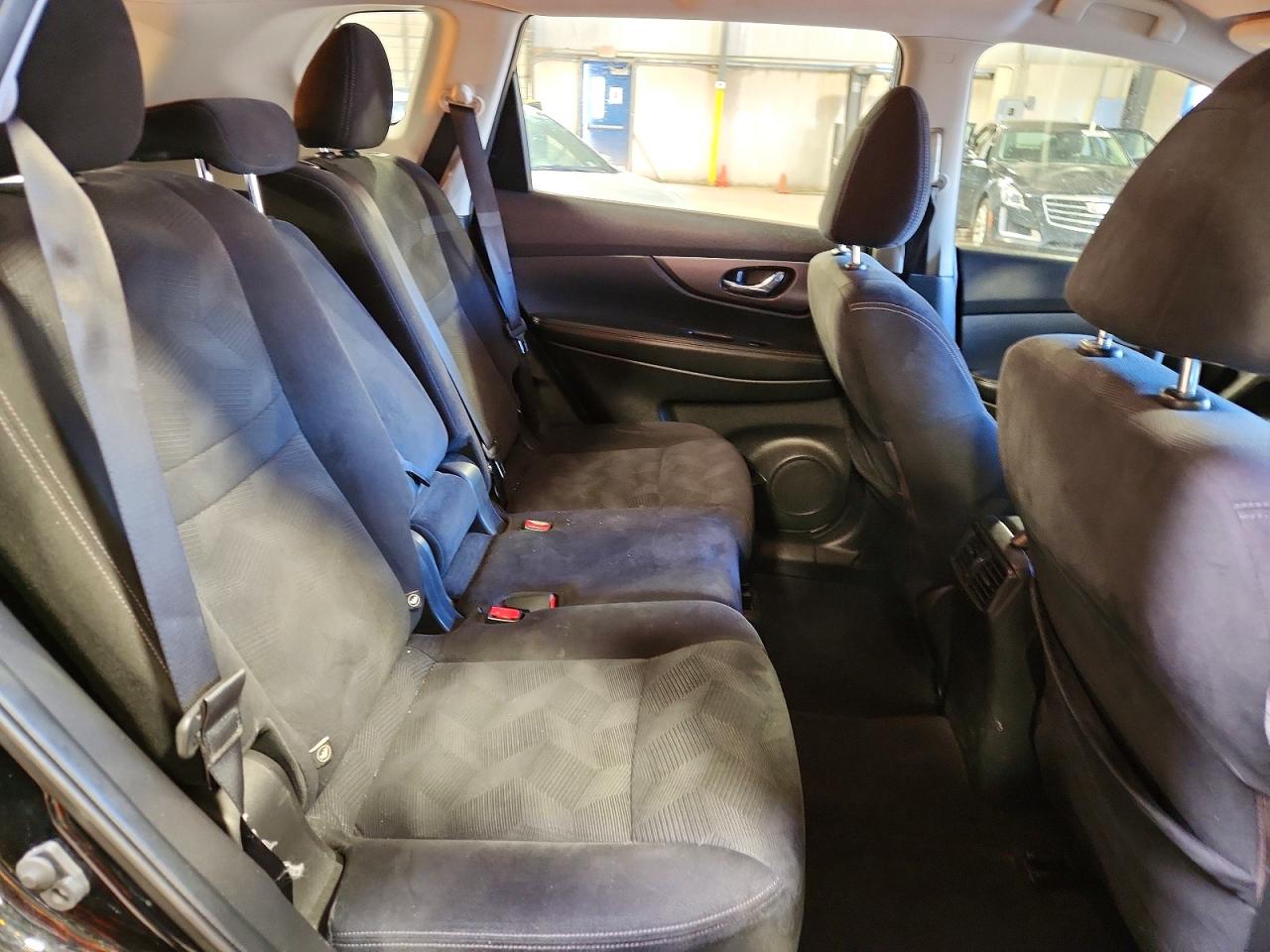 2016 NISSAN ROGUE S photo 21