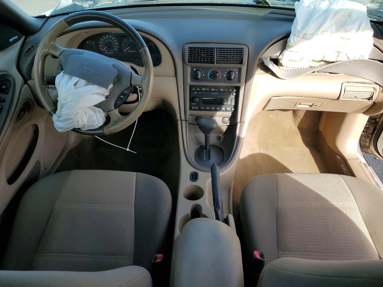 2004 FORD MUSTANG photo 15