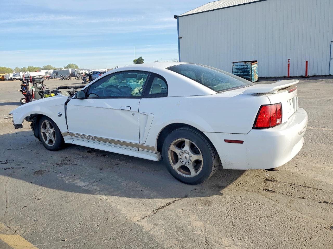 2004 FORD MUSTANG photo 3
