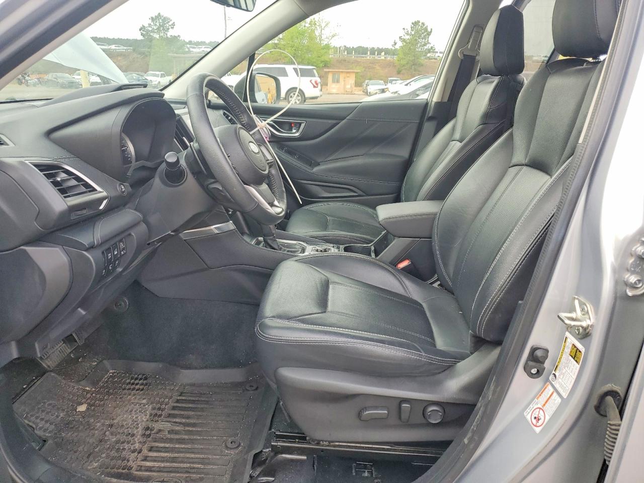2020 SUBARU FORESTER TOURING photo 13