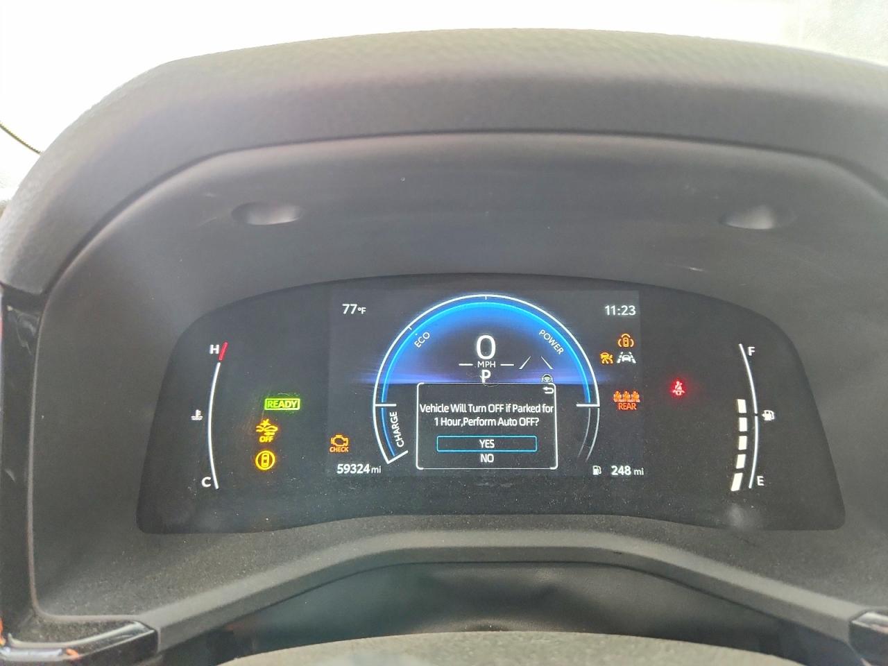 2025 TOYOTA CAMRY LE photo 17