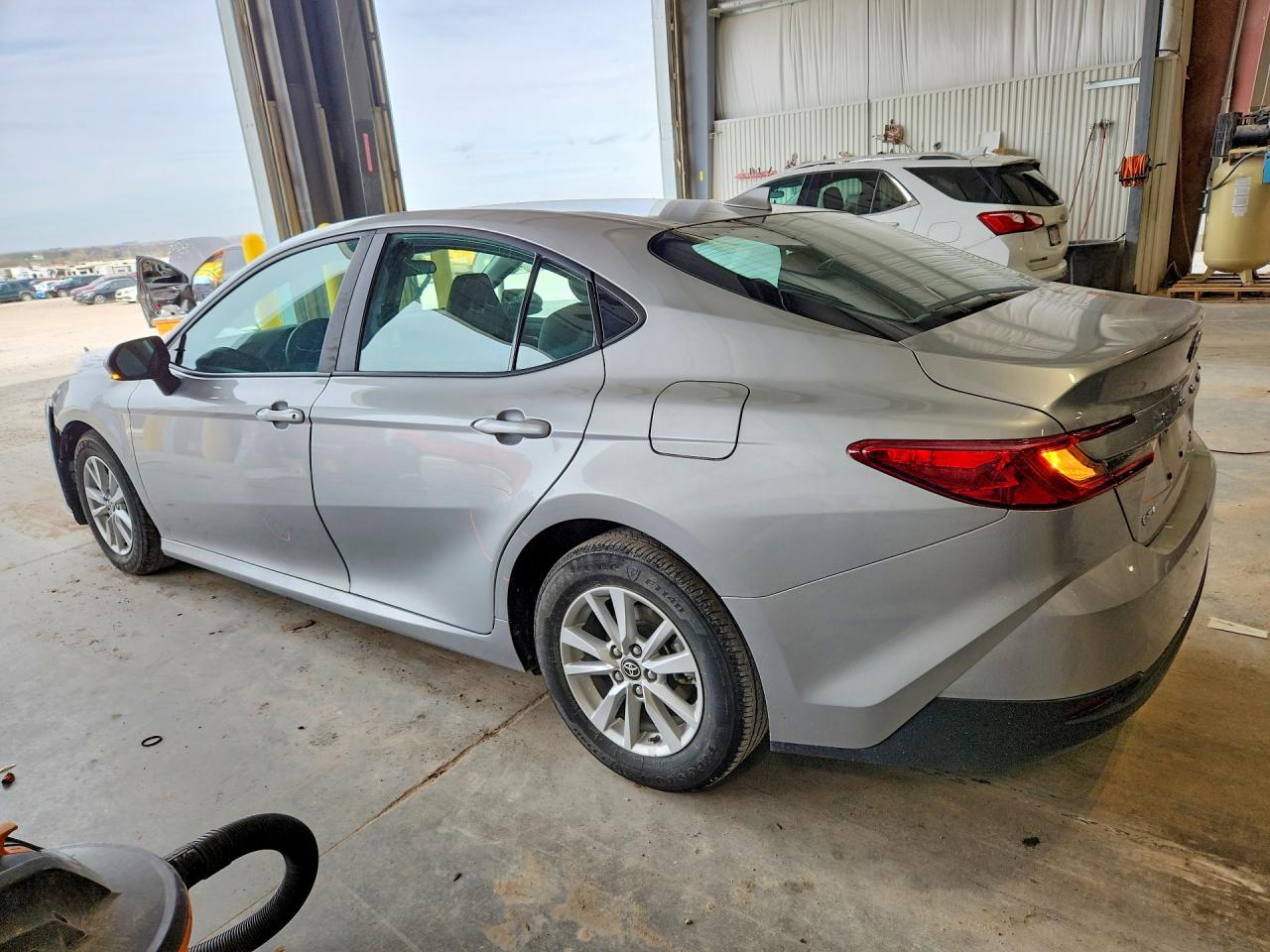 2025 TOYOTA CAMRY LE photo 3