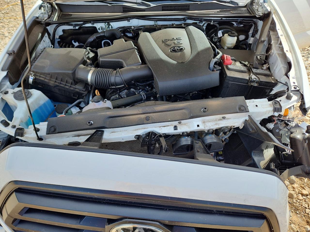 2022 TOYOTA TACOMA SR5 V6 photo 21