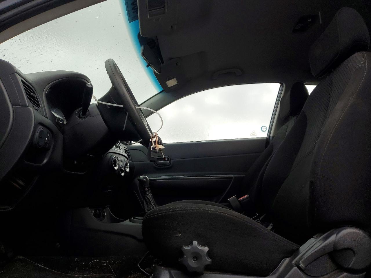 2009 HYUNDAI ACCENT SE photo 13