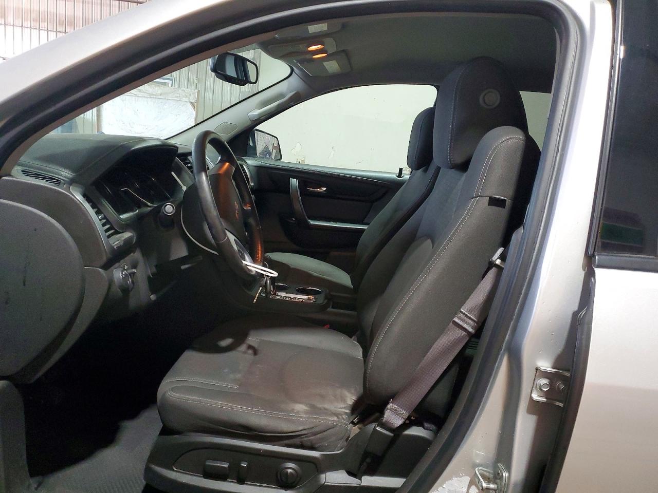 2015 GMC ACADIA SLE photo 13