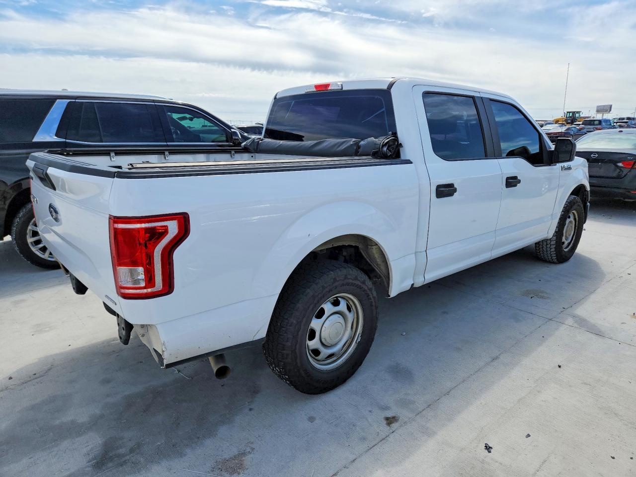 2015 FORD F150 SUPERCREW photo 5