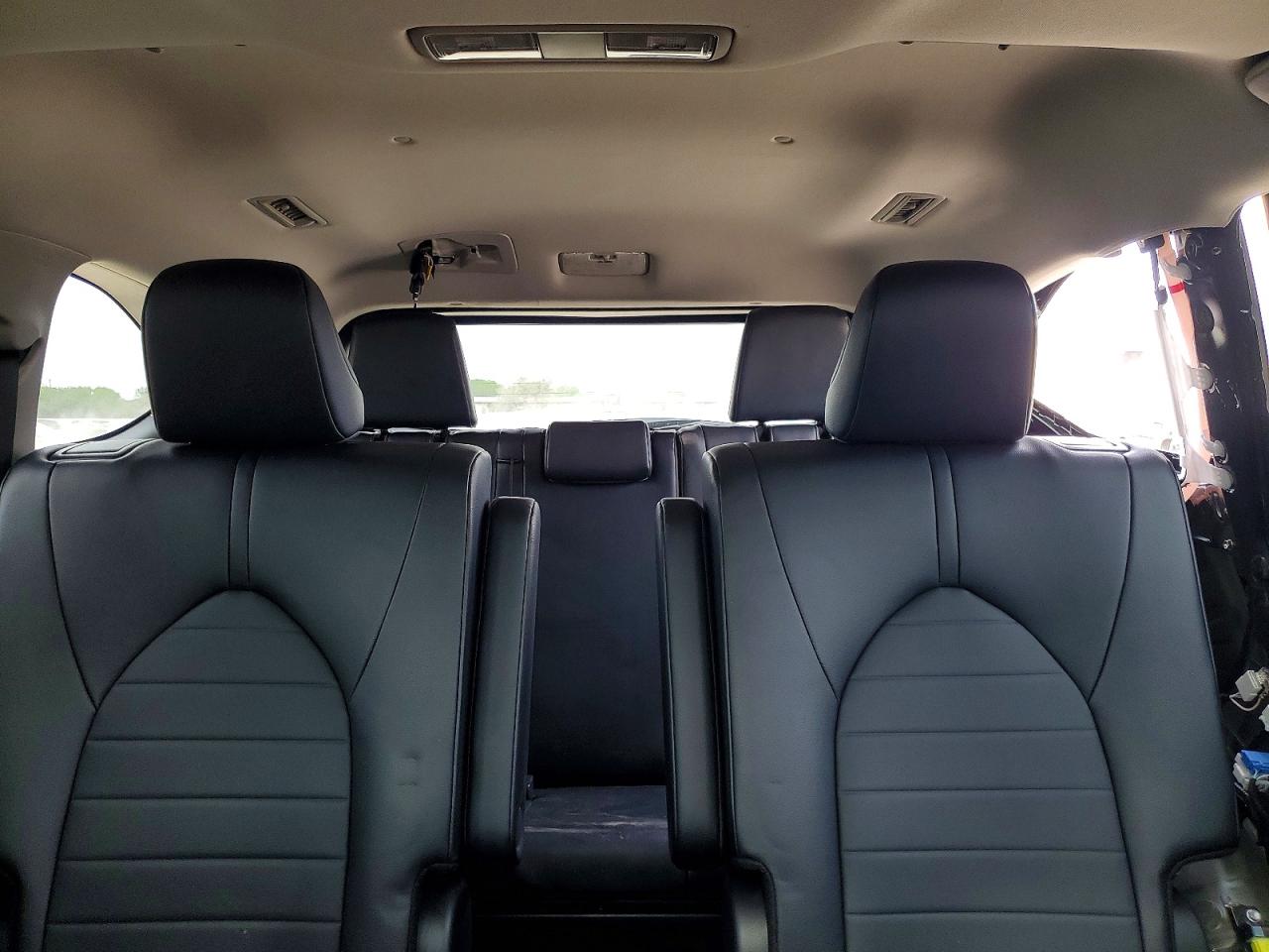 2024 TOYOTA HIGHLANDER XLE photo 28