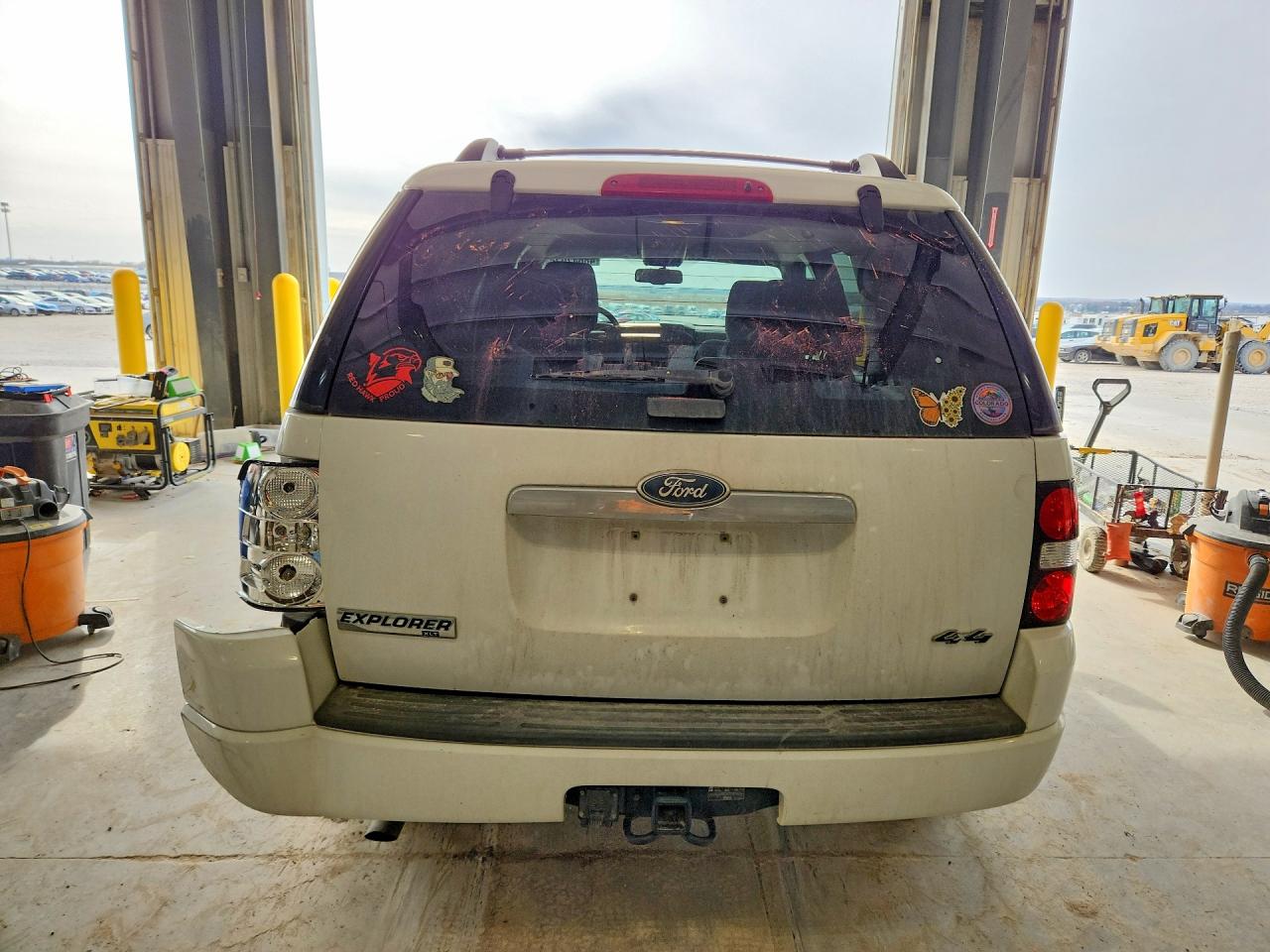 2010 FORD EXPLORER XLT photo 11