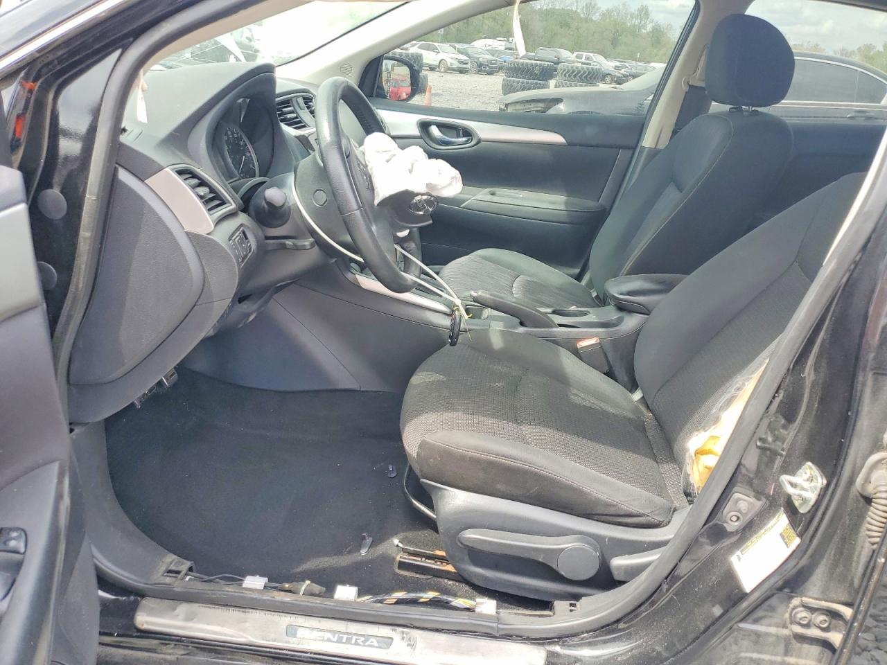 2019 NISSAN SENTRA SV photo 19