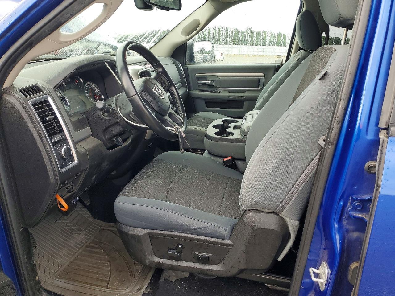2019 RAM 1500 CLASSIC SLT photo 13