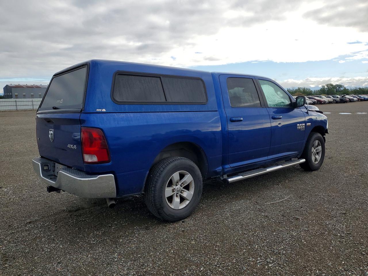 2019 RAM 1500 CLASSIC SLT photo 5