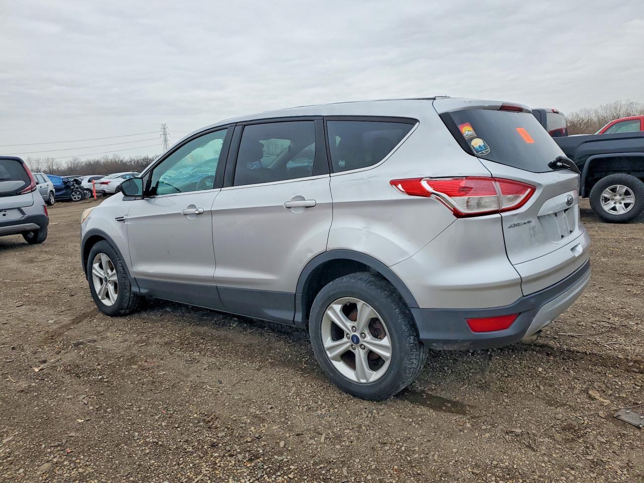 2014 FORD ESCAPE SE photo 4