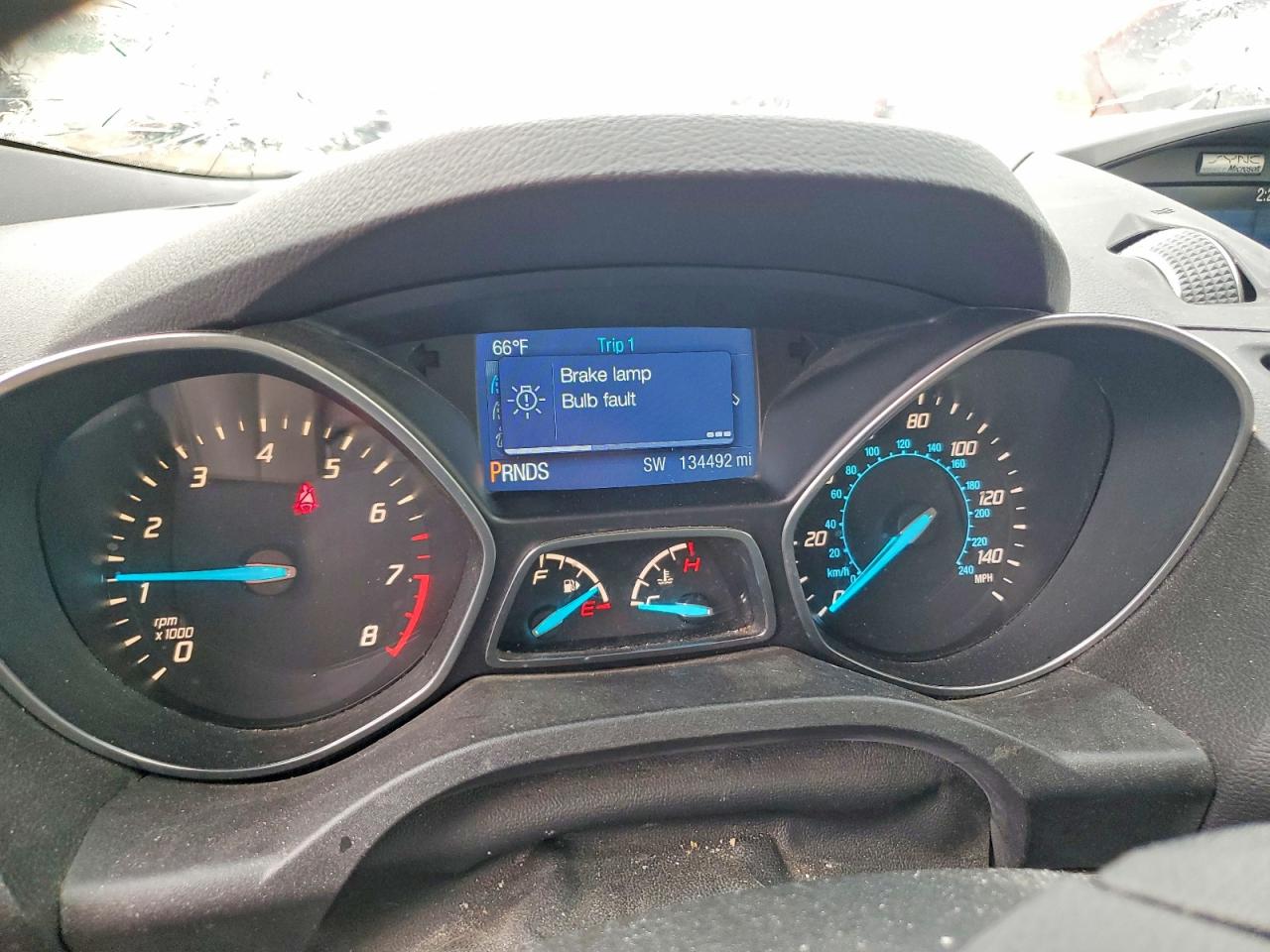 2014 FORD ESCAPE SE photo 25