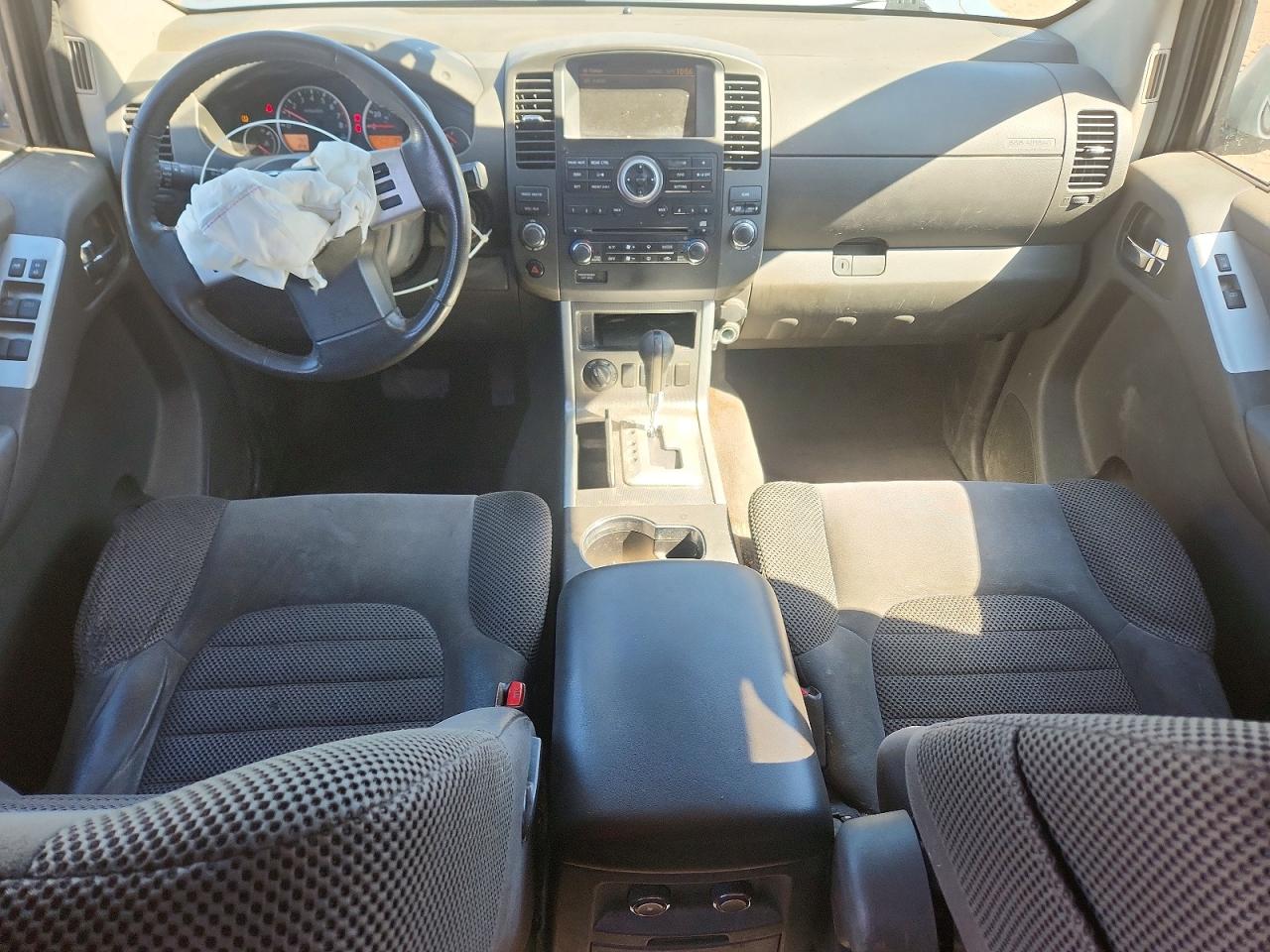 2012 NISSAN PATHFINDER S photo 15