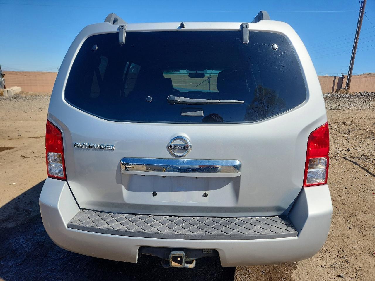 2012 NISSAN PATHFINDER S photo 11