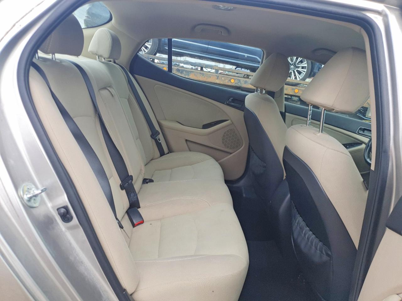 2014 KIA OPTIMA LX photo 10