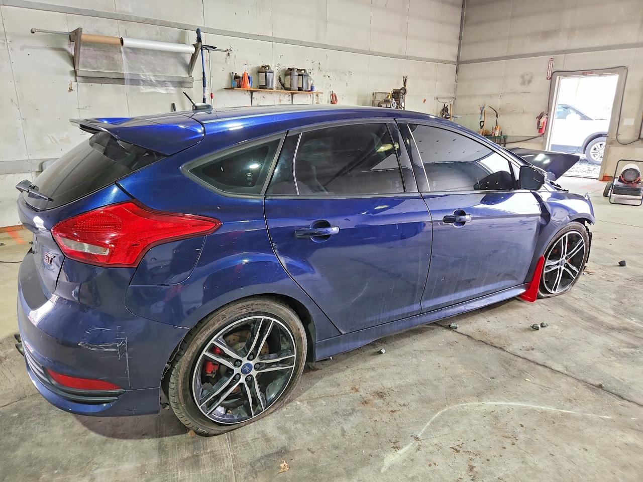 2017 FORD FOCUS ST photo 7