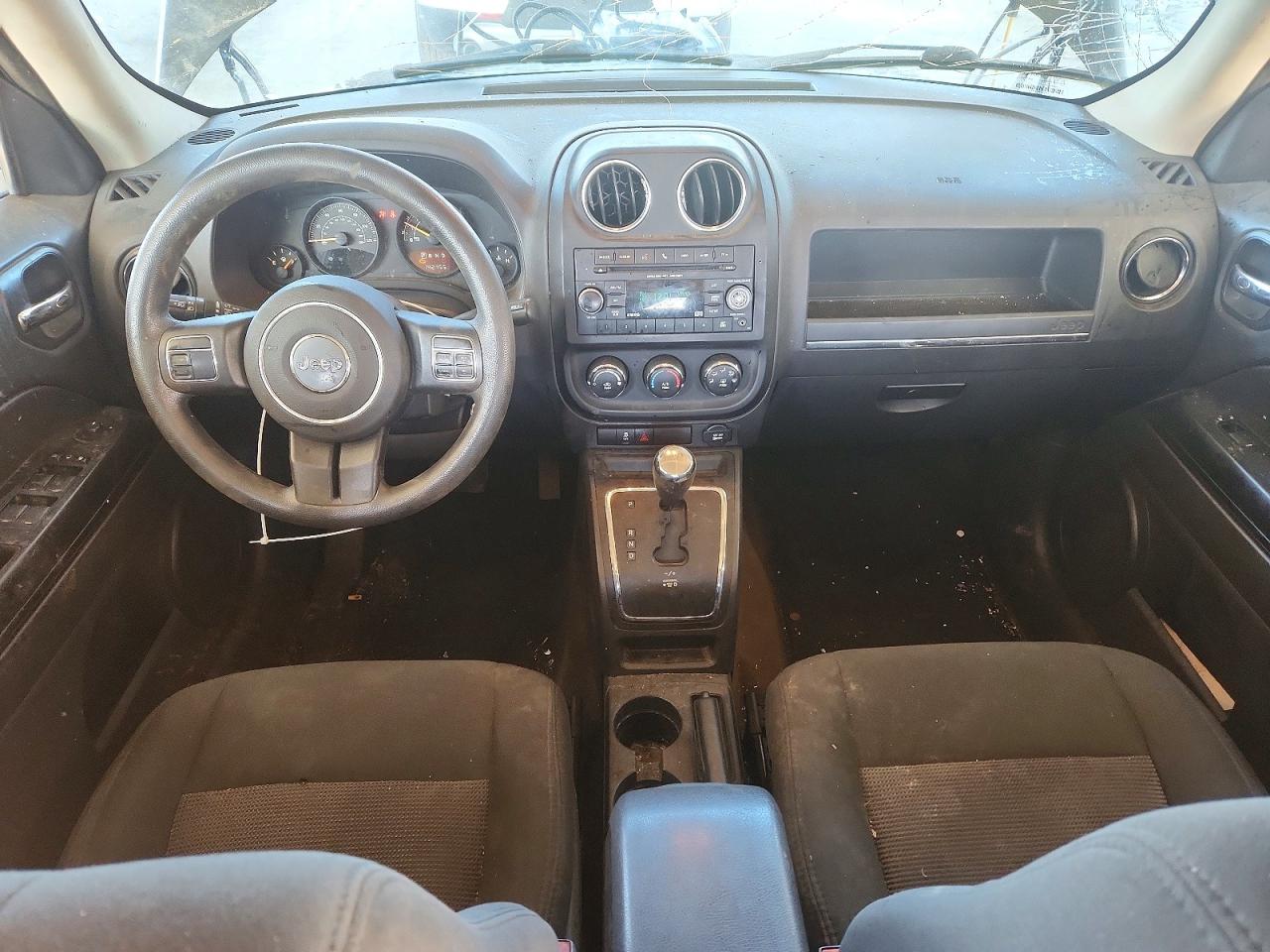 2014 JEEP PATRIOT SPORT photo 8
