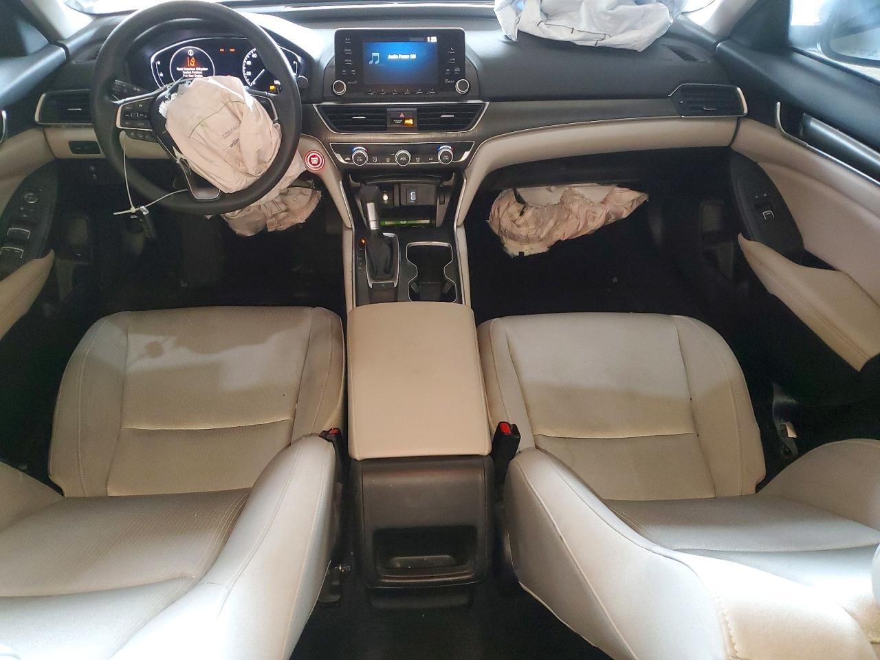 2020 HONDA ACCORD LX photo 8