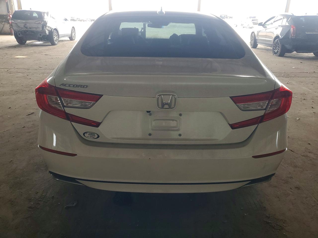 2020 HONDA ACCORD LX photo 6