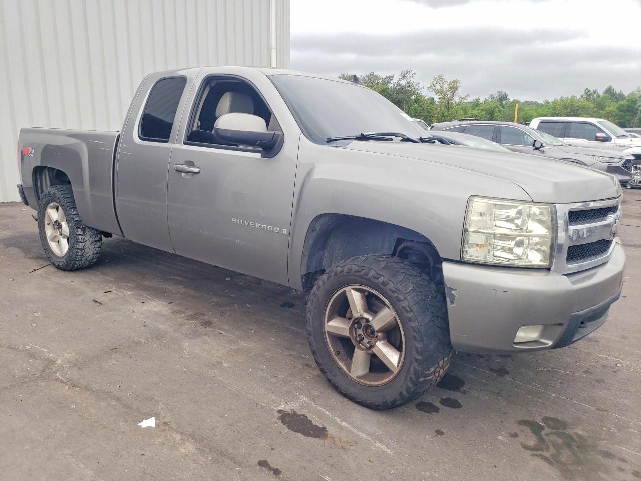 2007 CHEVROLET SILVERADO K1500 photo 7