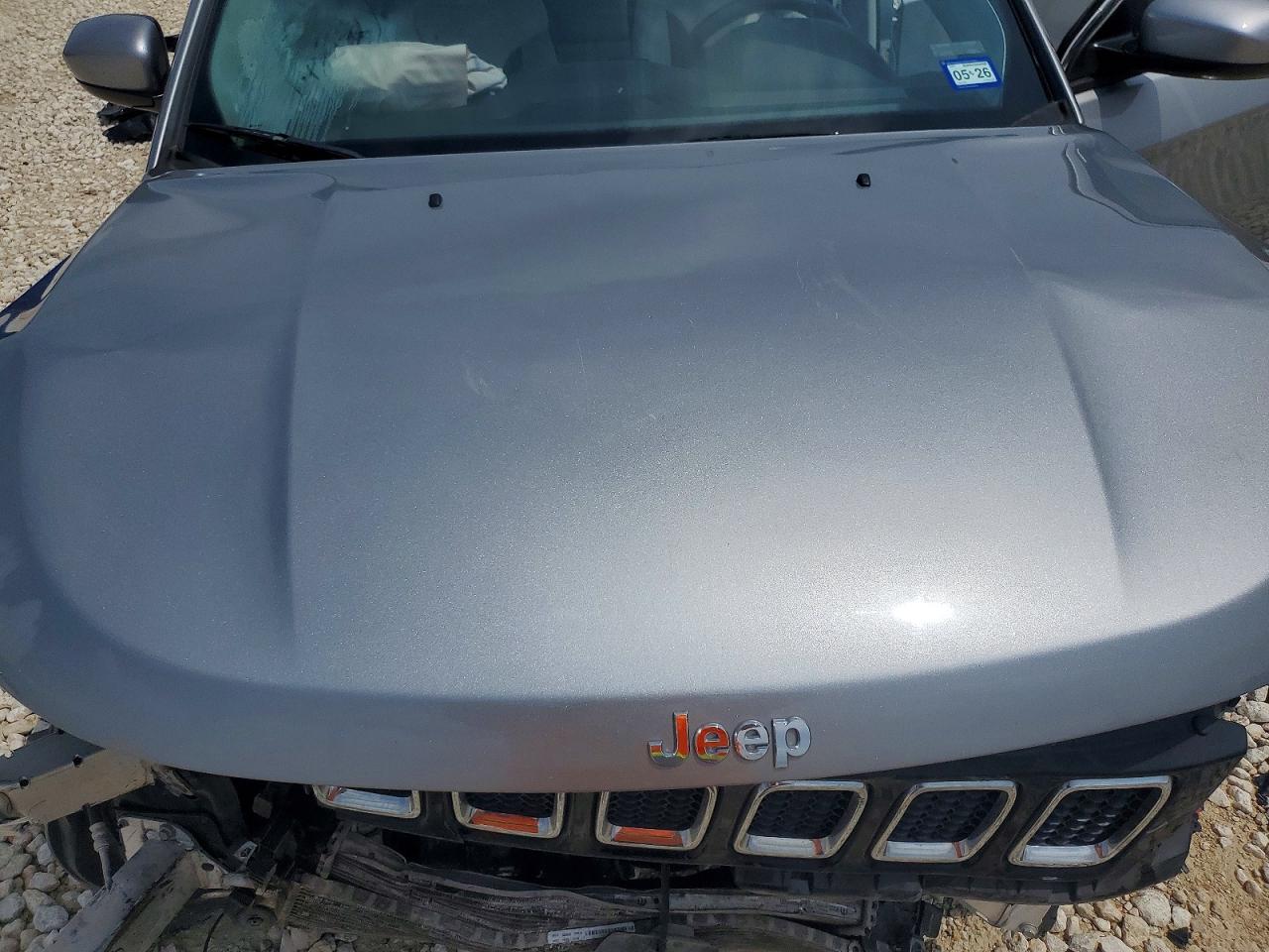 2019 JEEP COMPASS photo 23