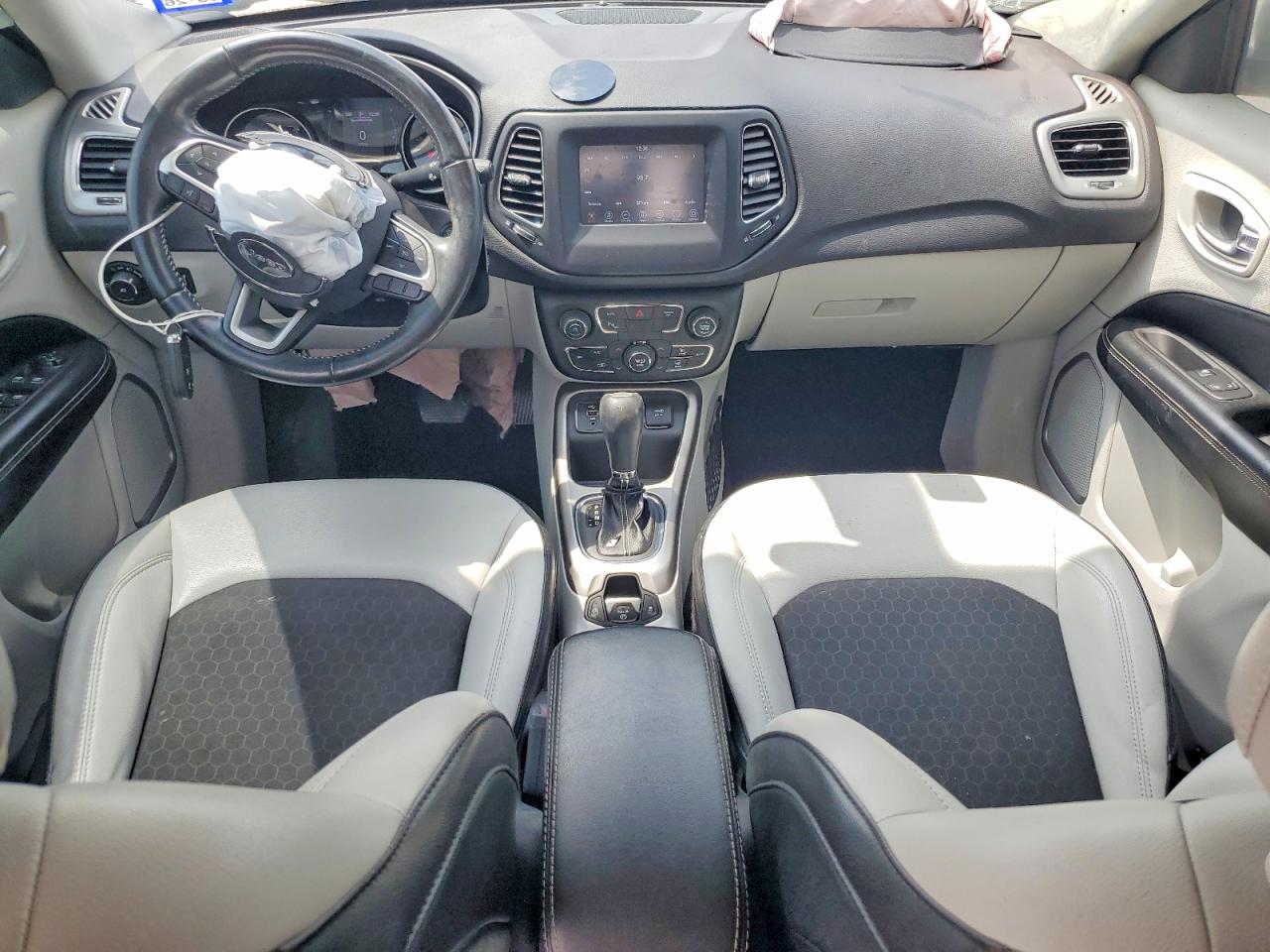 2019 JEEP COMPASS photo 15