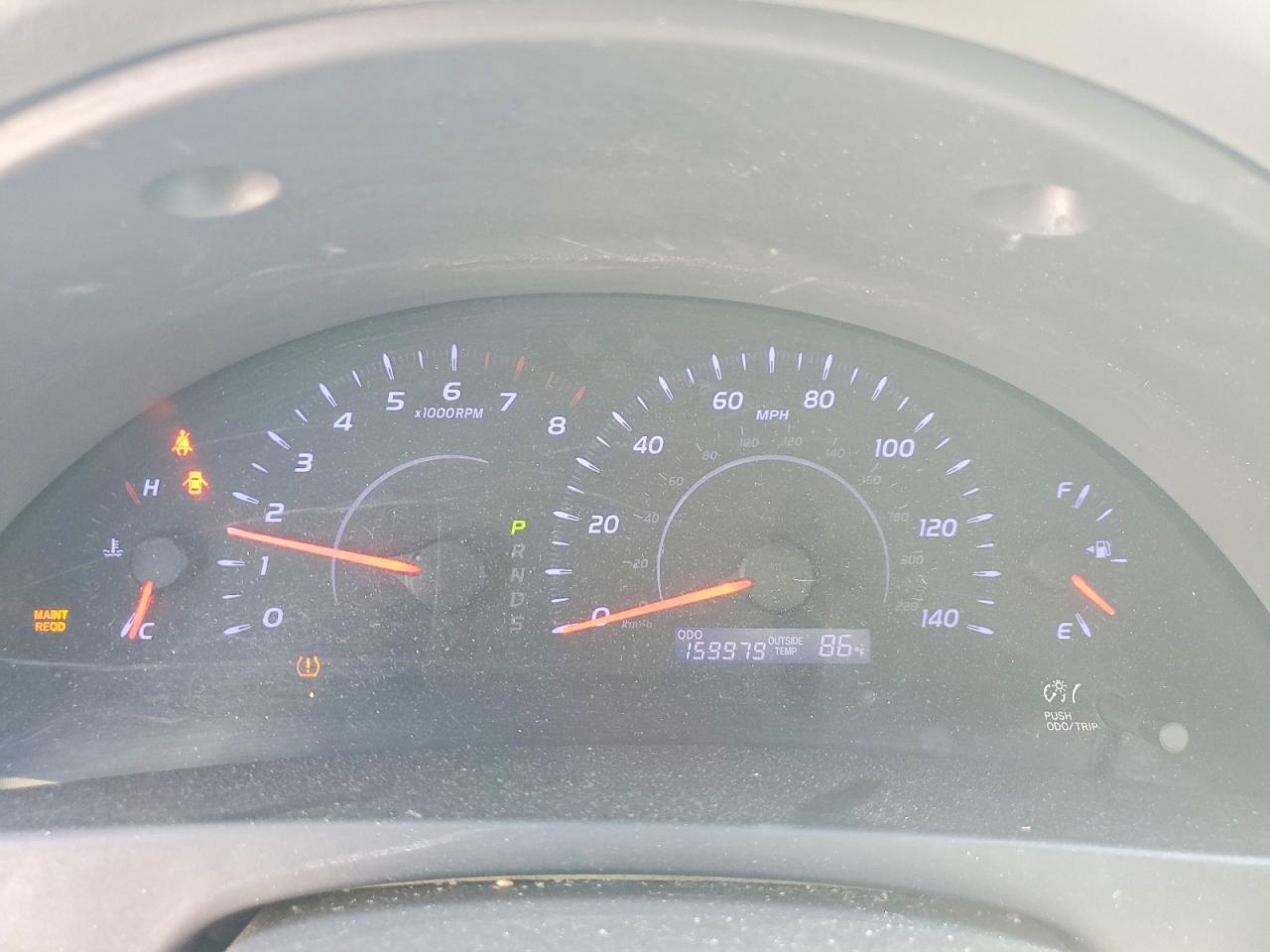 2011 TOYOTA CAMRY LE photo 25