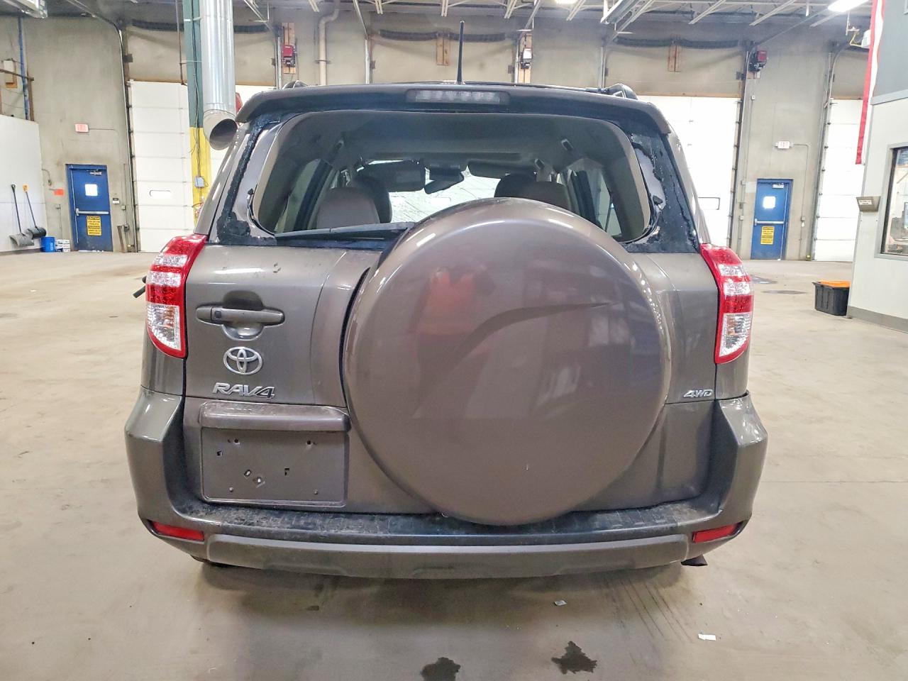 2011 TOYOTA RAV4 LIMITED photo 11