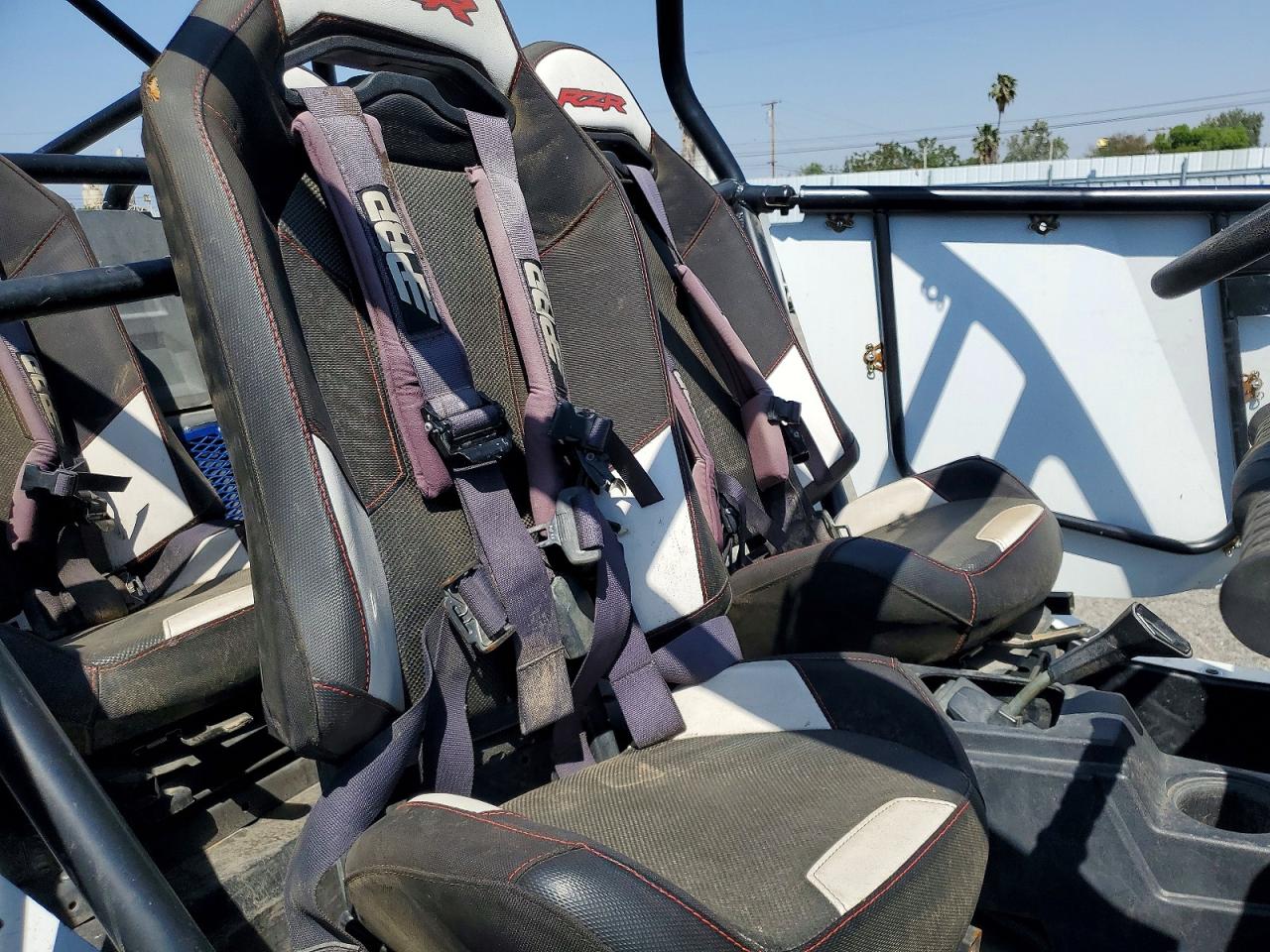 2015 POLARIS RZR UTILITY VEHICLE photo 9